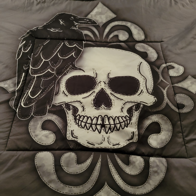 Bedding, bedding, Skulls/Skeletons, gothic home decor, gothic decor, goth decor, Crow & Skull Comforter, darkothica