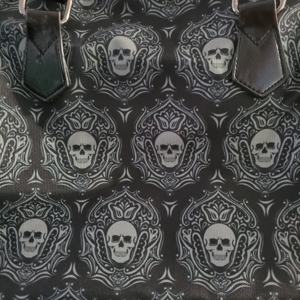 PURSE, Skulls/Skeletons, gothic home decor, gothic decor, goth decor, Black & Grey Skull Purse, darkothica