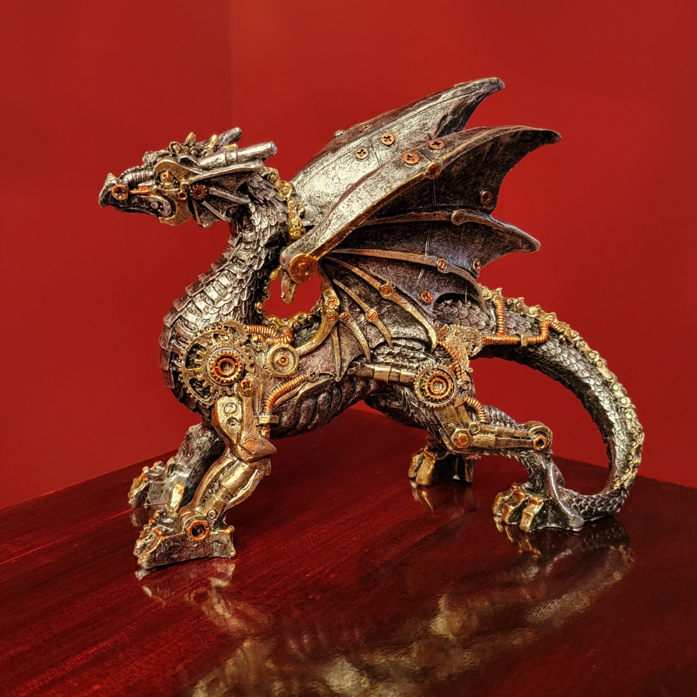 Métallisé Argent Et Or Gothique Steampunk Dragon Statue Art
