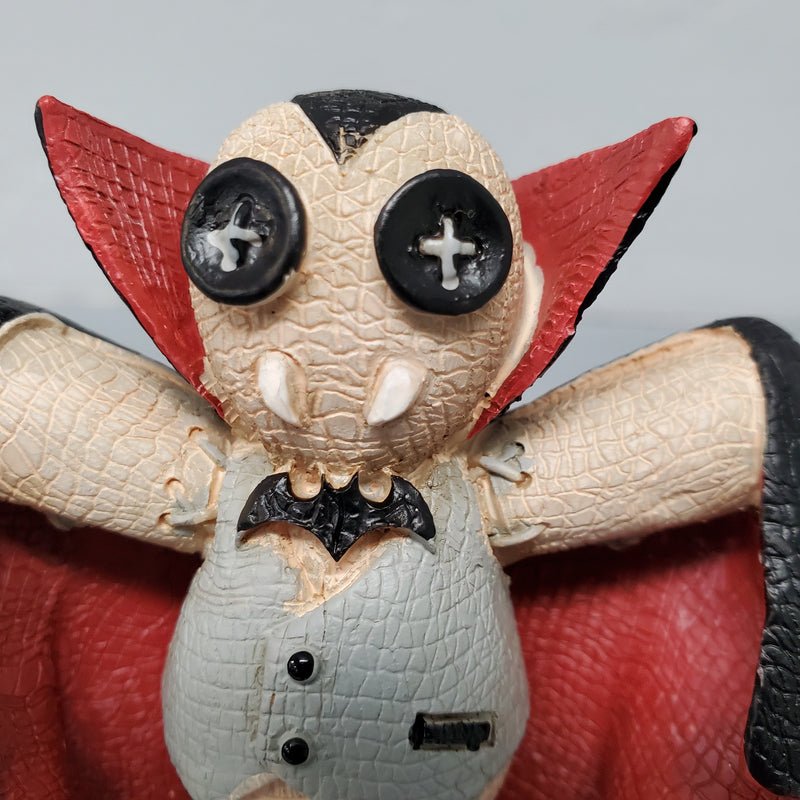 horror statuary vampire dracula collectible gothic home decor bat